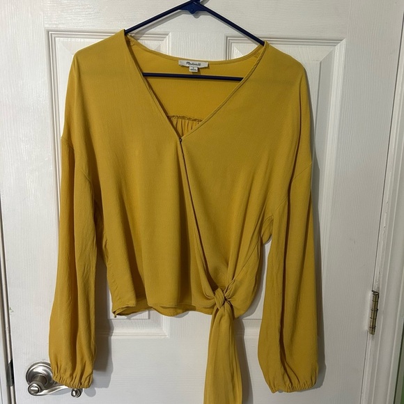 Madewell Tops - Madewell Raelynn Top Greek Gold Wrap and Tie. Size Medium. Snap Closures.